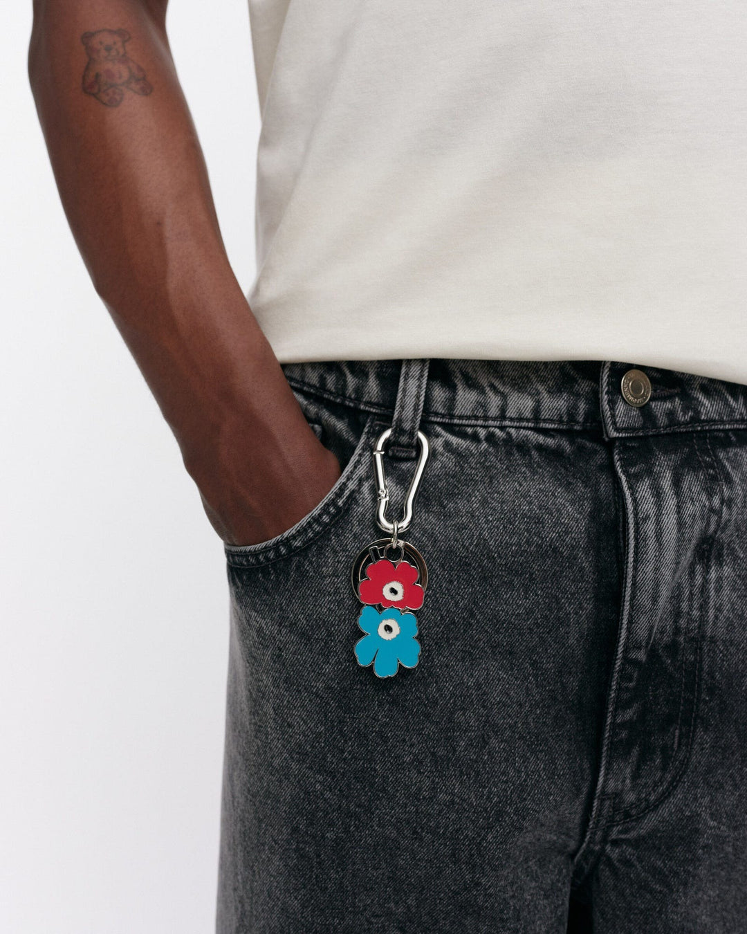 puhallus unikko keychain - cerulean/red