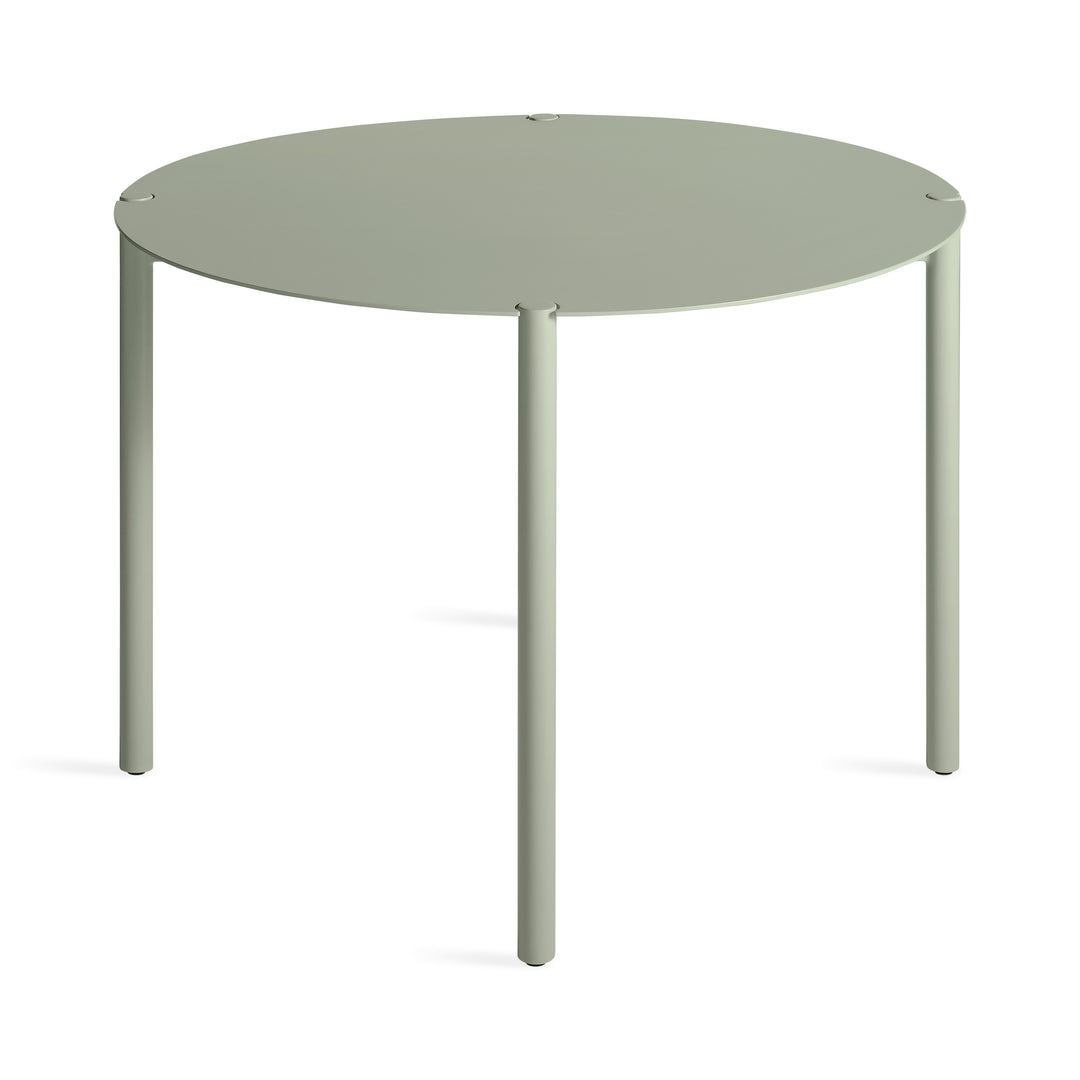 Comeuppance 42" Round Dining Table