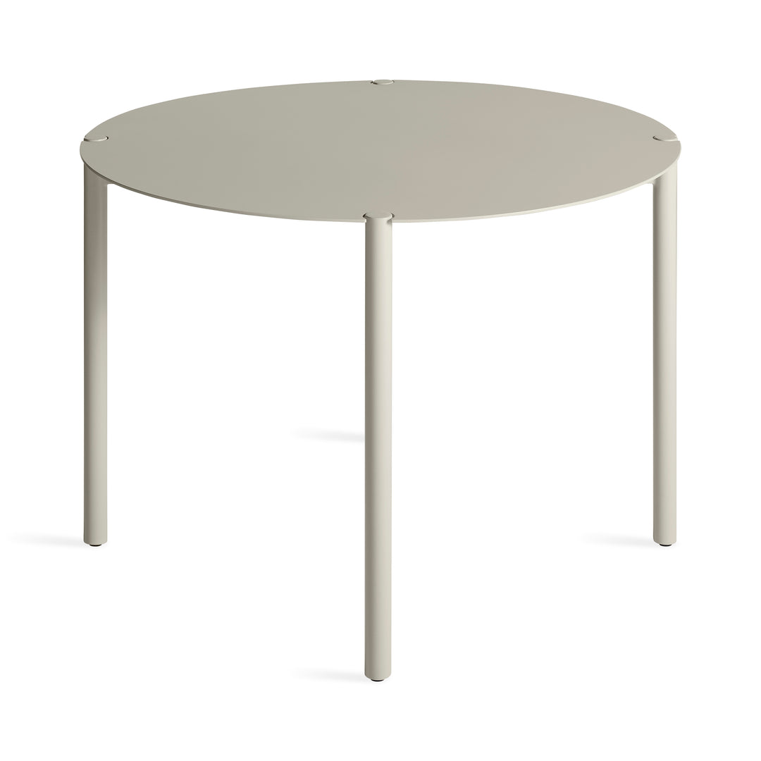 Comeuppance 42" Round Dining Table