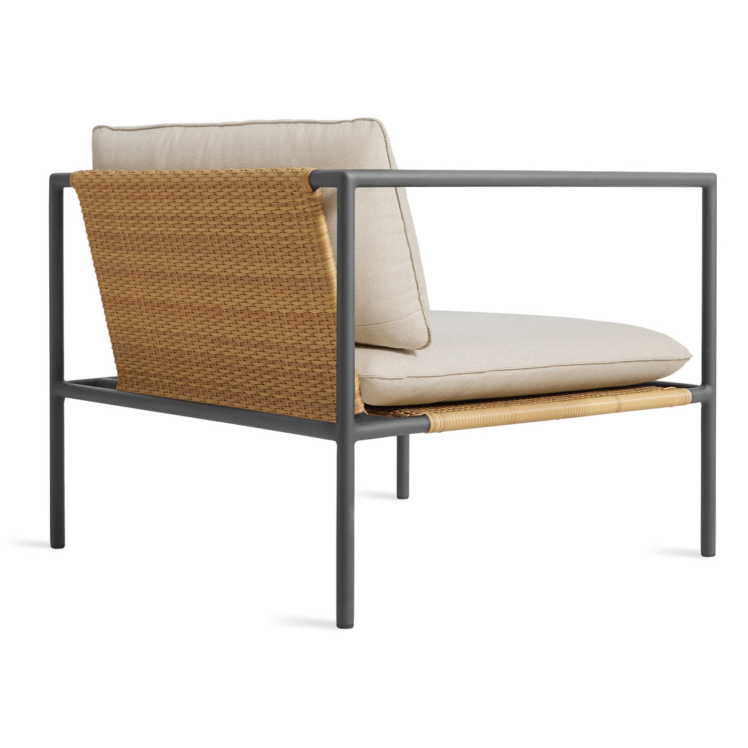Dog Days Outdoor Lounge Chair