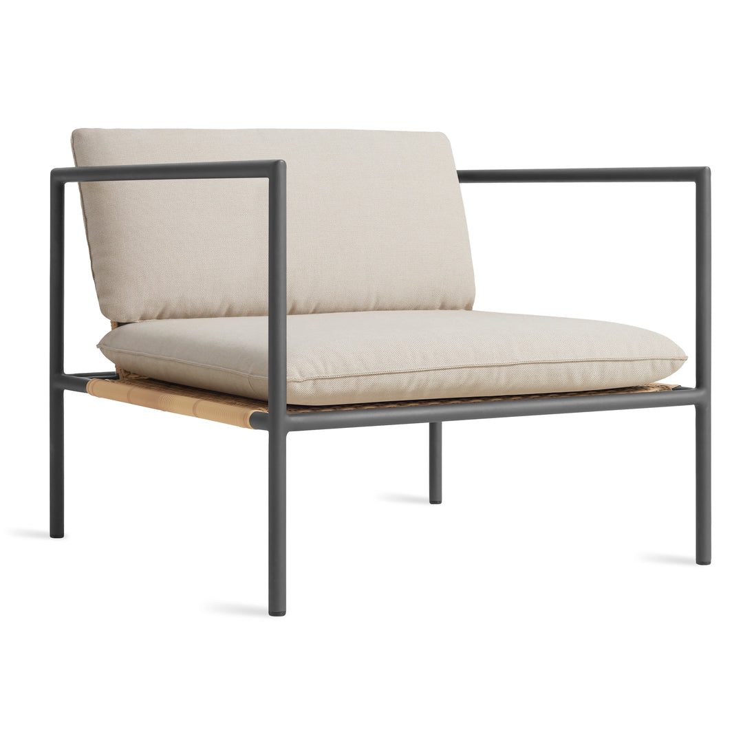 Dog Days Outdoor Lounge Chair