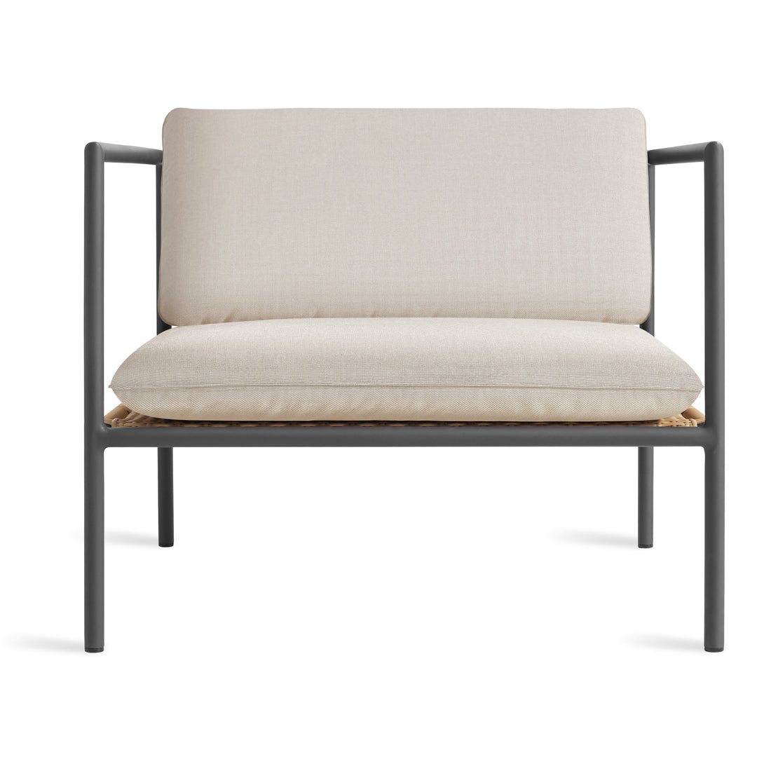 Dog Days Outdoor Lounge Chair