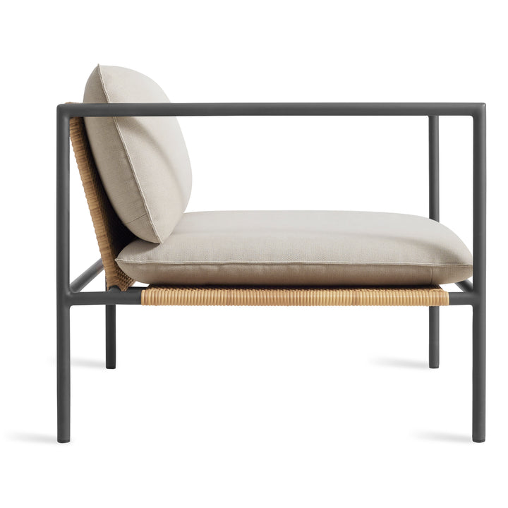 Dog Days Outdoor Lounge Chair