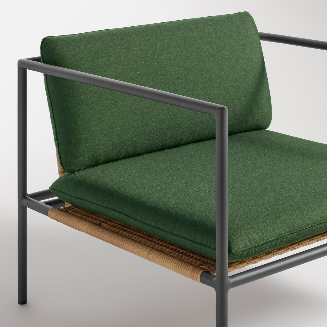 Dog Days Outdoor Lounge Chair