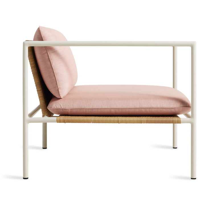 Dog Days Outdoor Lounge Chair