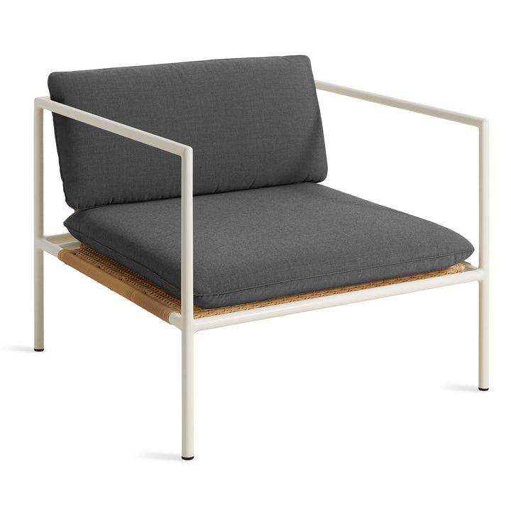 Dog Days Outdoor Lounge Chair