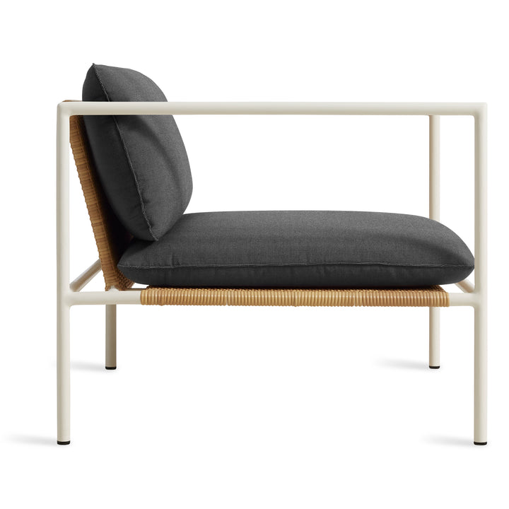 Dog Days Outdoor Lounge Chair