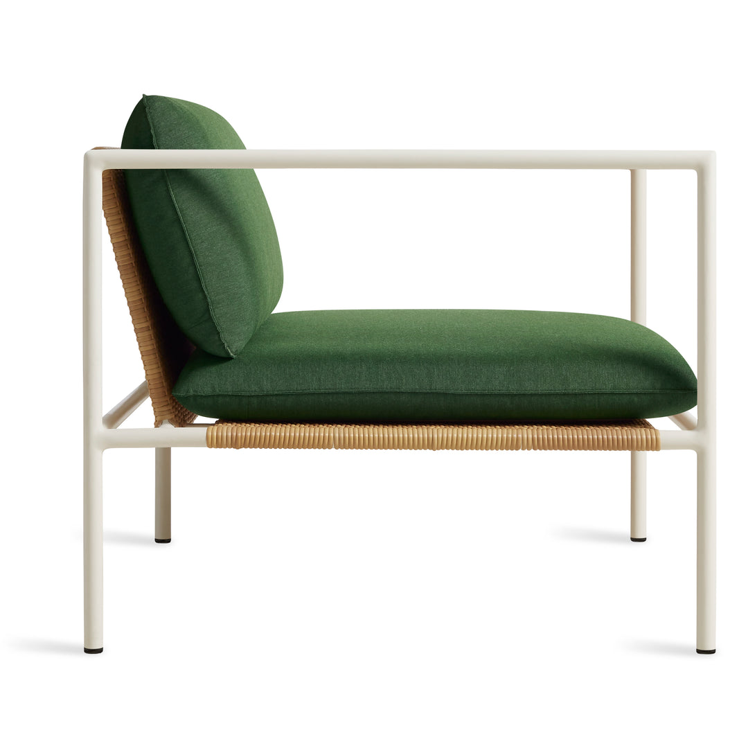 Dog Days Outdoor Lounge Chair