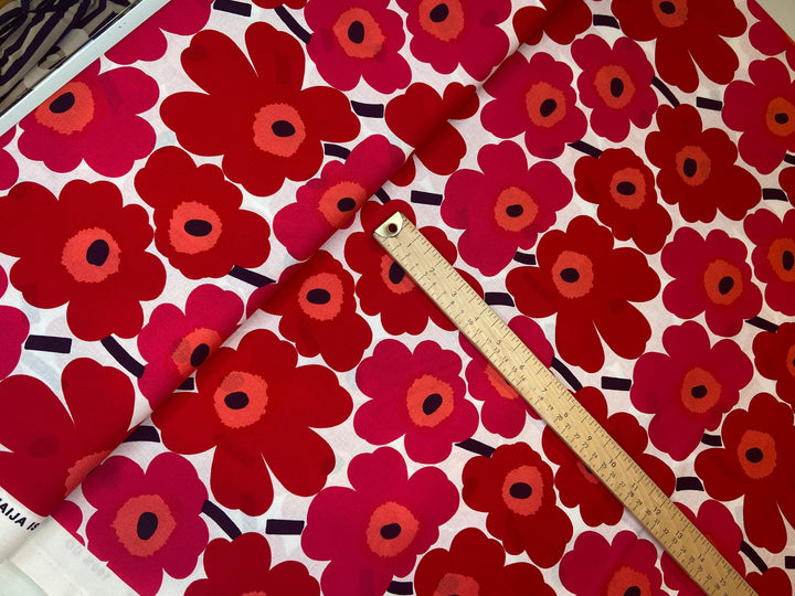 mini-unikko red cotton fabric