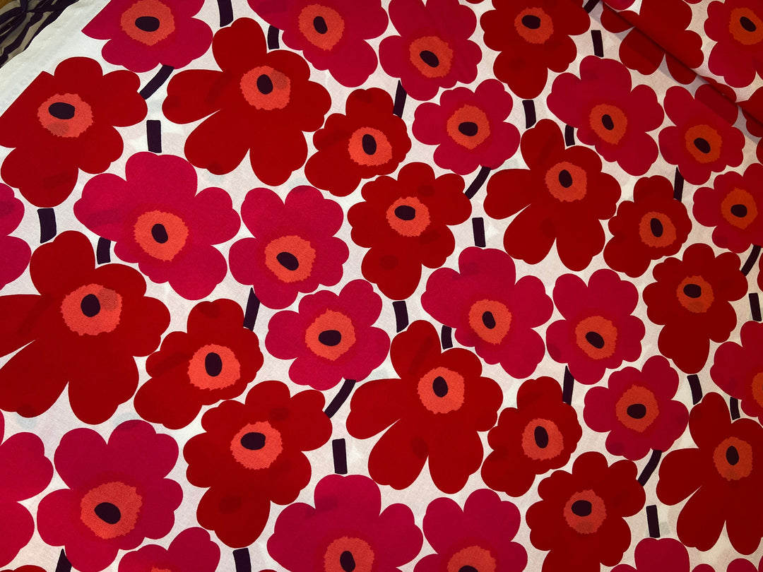 mini-unikko red cotton fabric