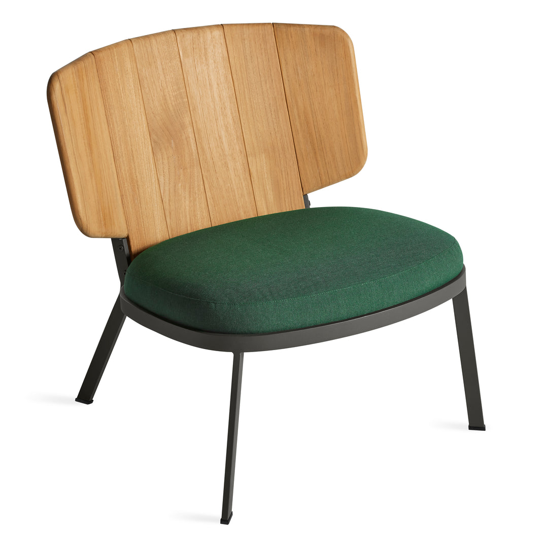 Low Fade Outdoor Lounge Chair