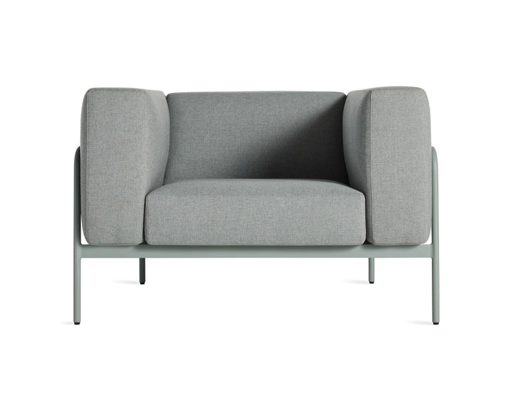 Cache Lounge Chair
