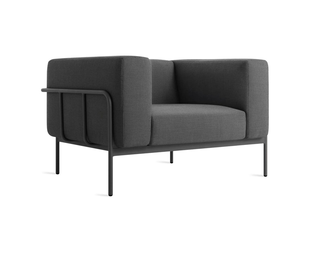 Cache Lounge Chair