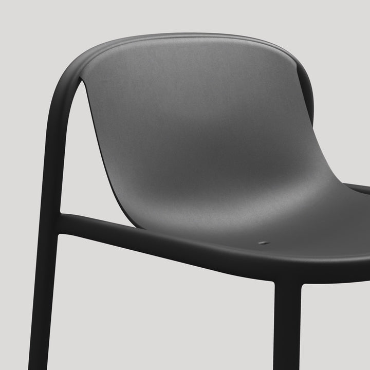 Decade Lounge Chair