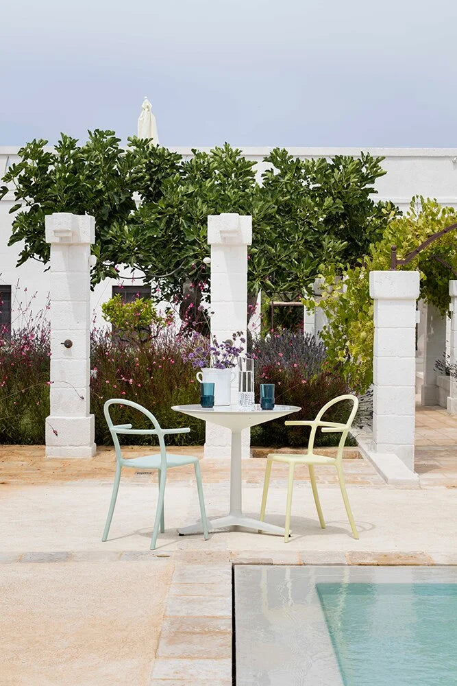 Generic C Chair
