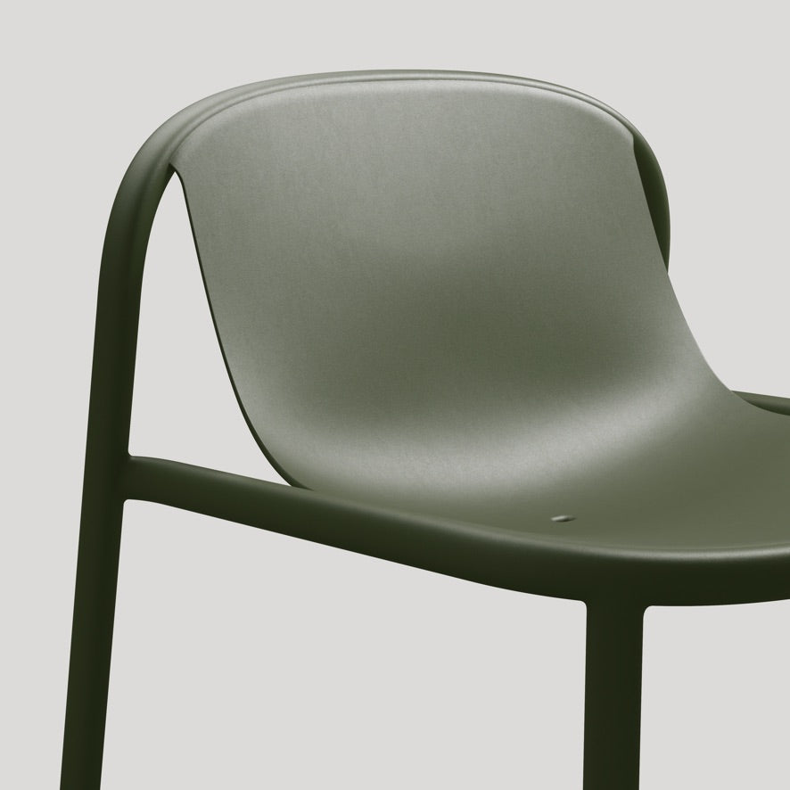 Decade Lounge Chair