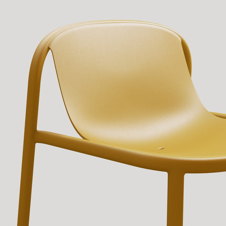 Decade Lounge Chair