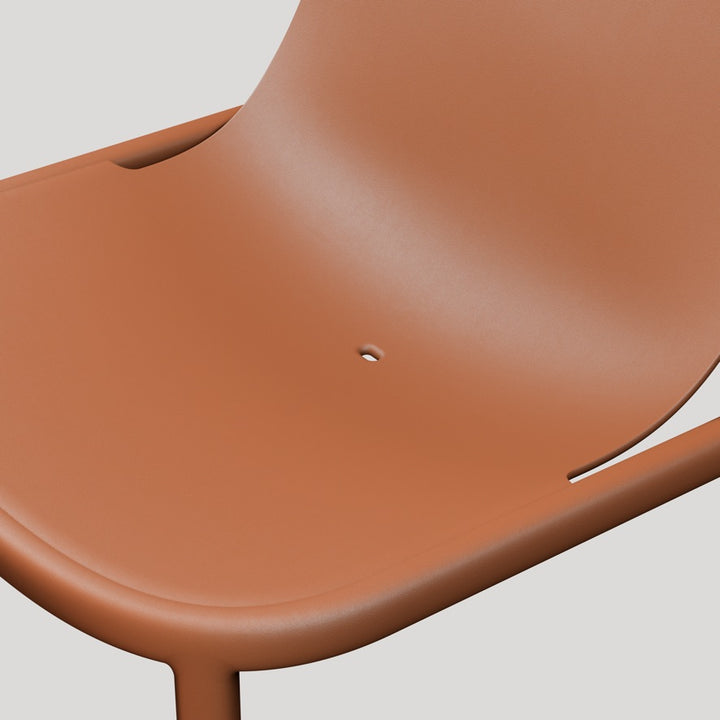 Decade Lounge Chair