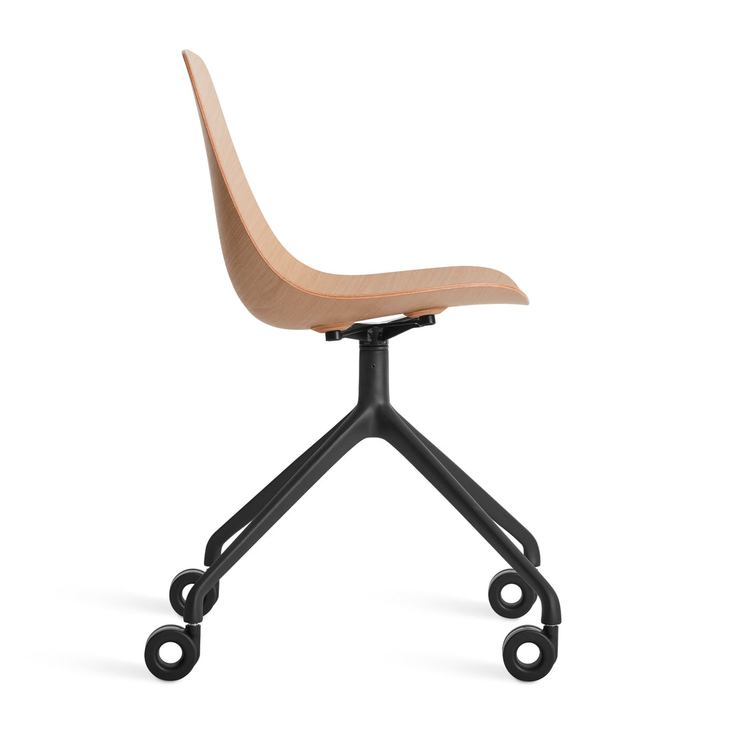 Clean Cut Task Chair