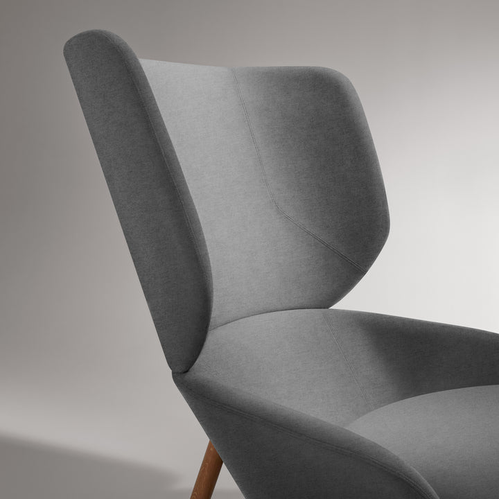 Heads Up Lounge Chair