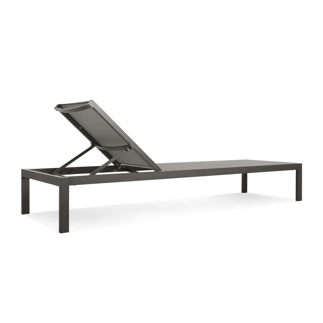 Skiff Outdoor Sun Lounger