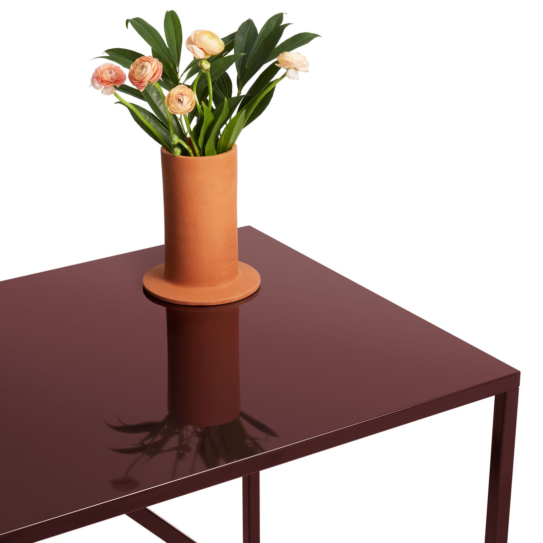 Strut 56" Medium Table