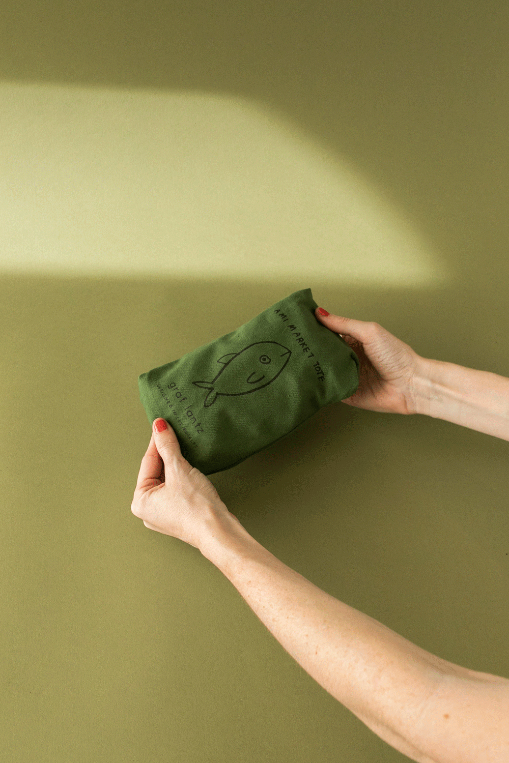Ami Net Market Tote