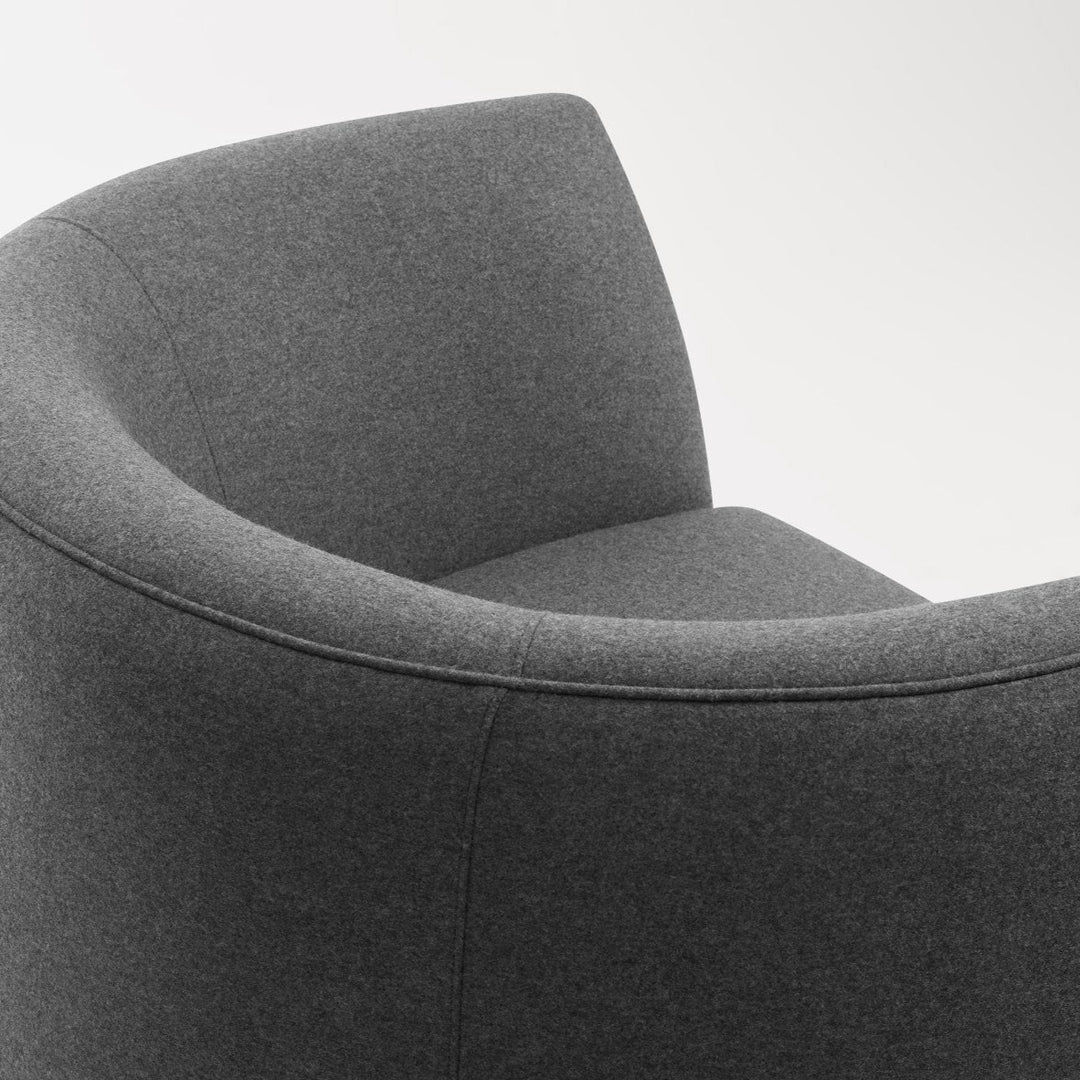 Council Swivel Lounge Chair