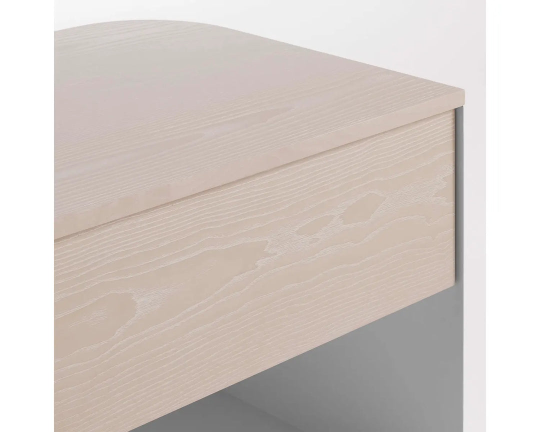 Dally Nightstand