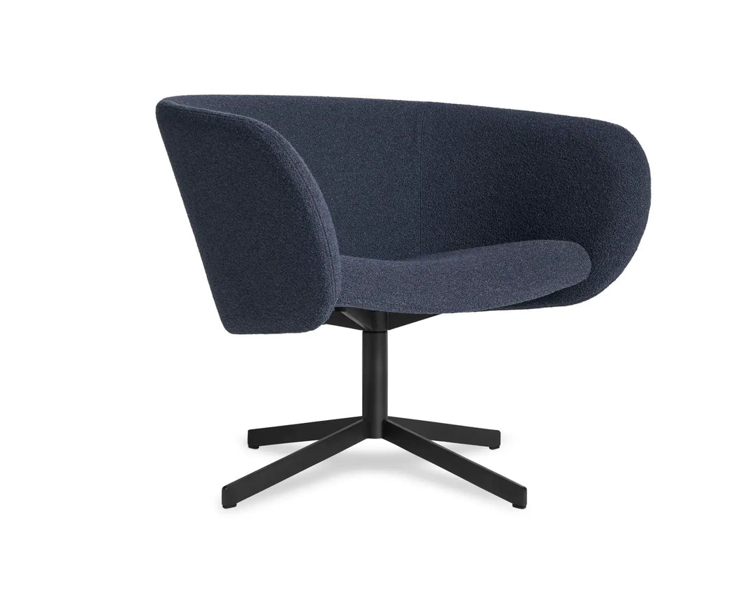 Close Encounter Swivel Lounge Chair