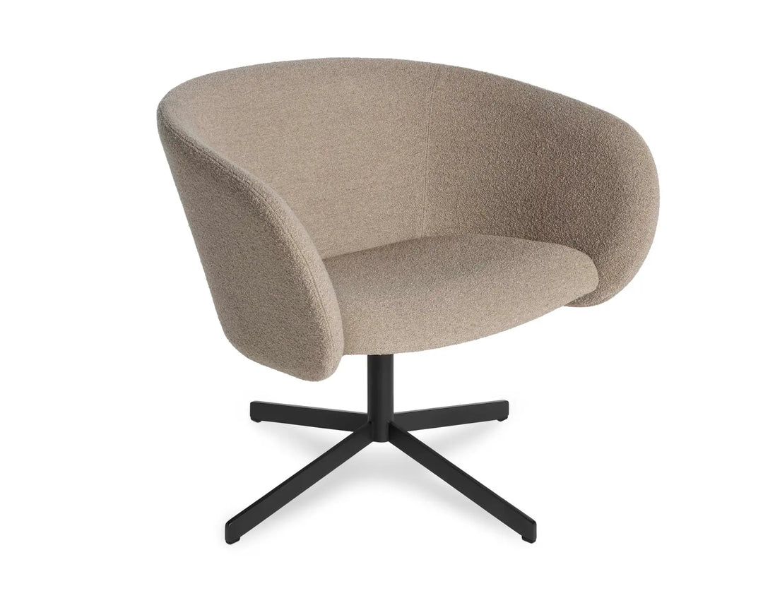 Close Encounter Swivel Lounge Chair