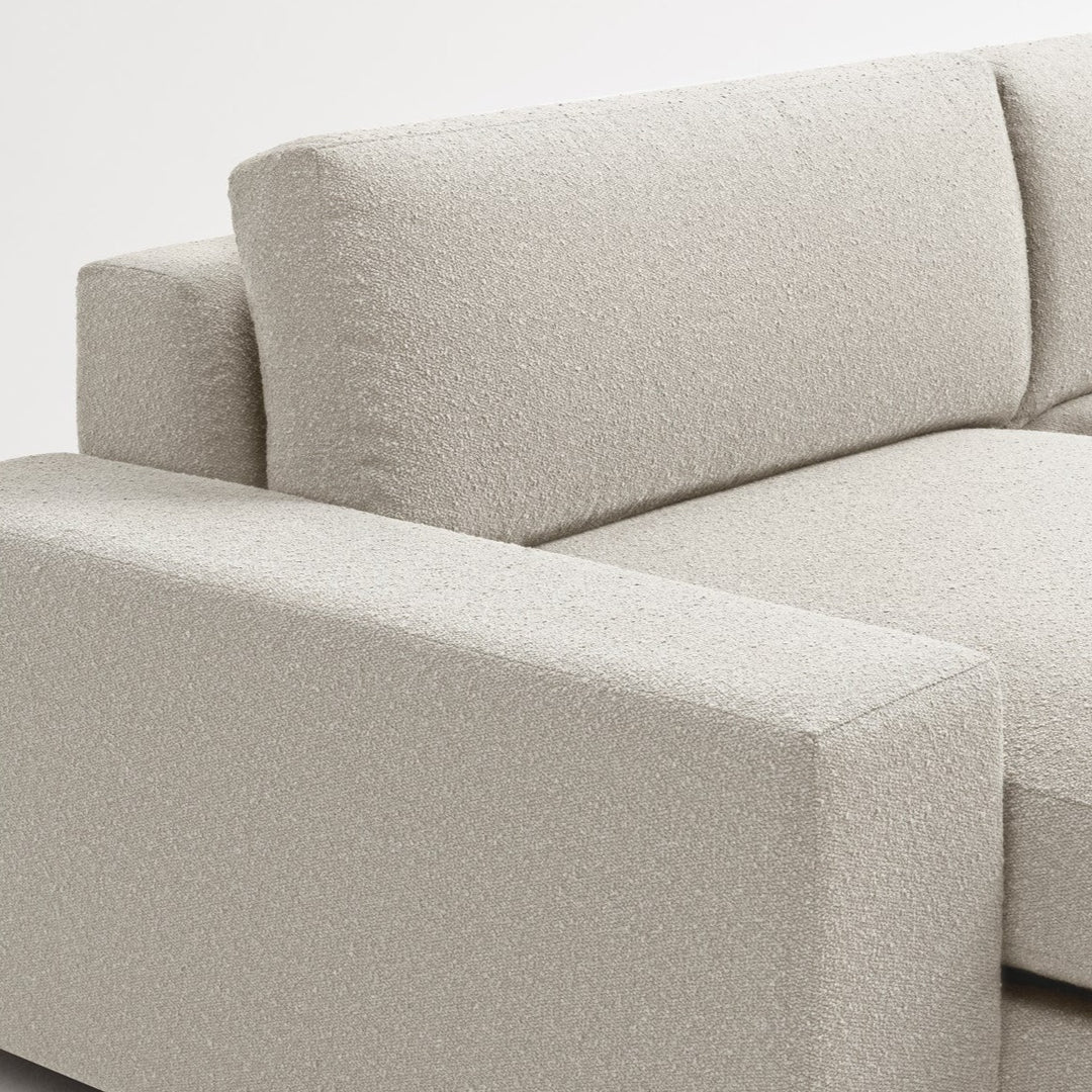 Esker Sofa w/ Chaise