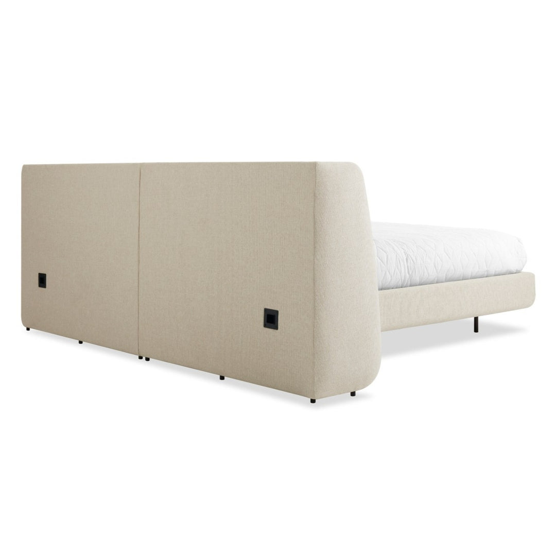 Hunker Bed