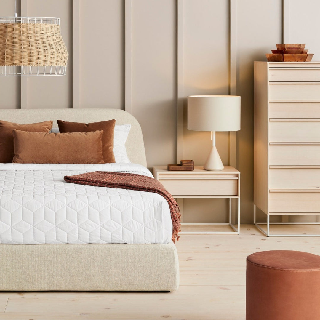 Lid Storage Bed