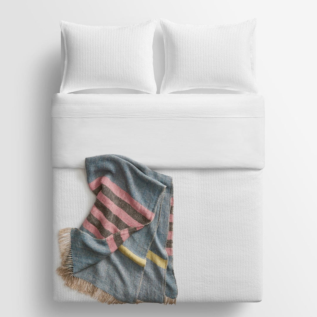 Lovely Linen Throw