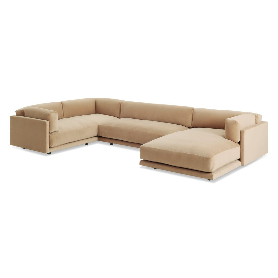 Sunday L Sectional Sofa w/ Chaise