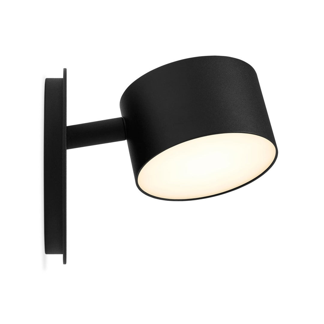 Verge Sconce