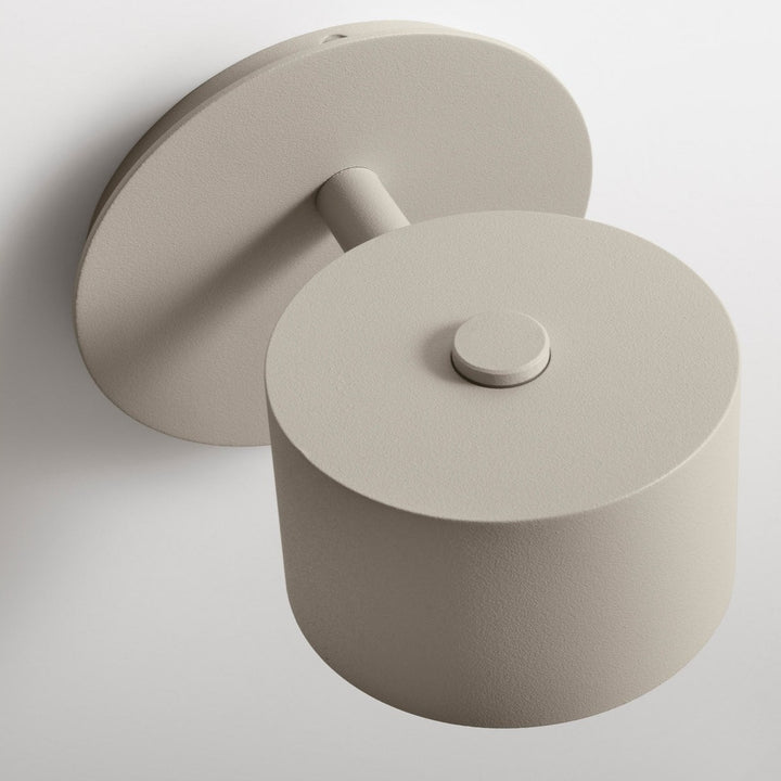 Verge Sconce