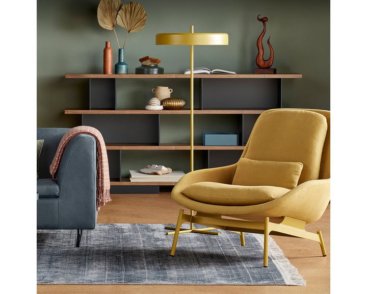 Field Lounge Chair