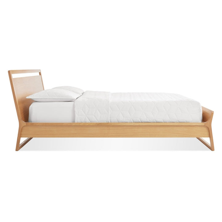 Woodrow Bed