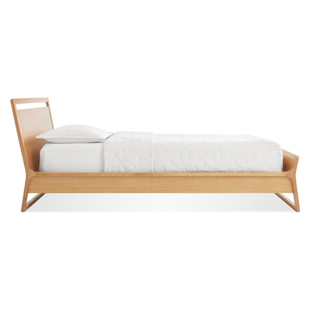Woodrow Bed
