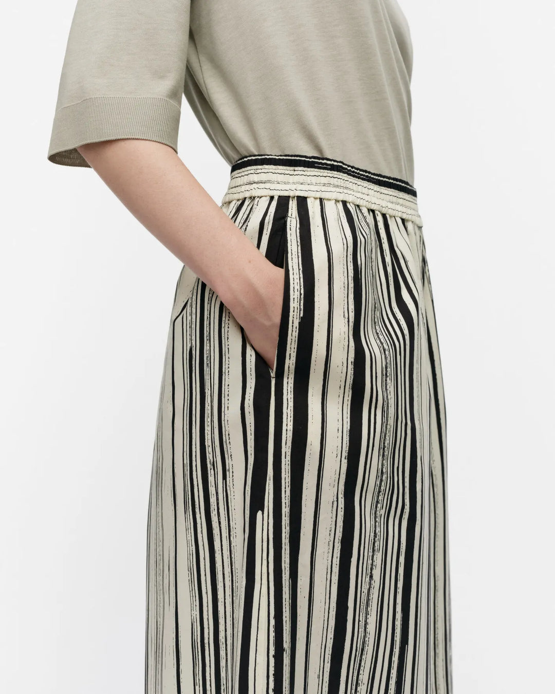 kohti siluetti - cotton poplin trousers