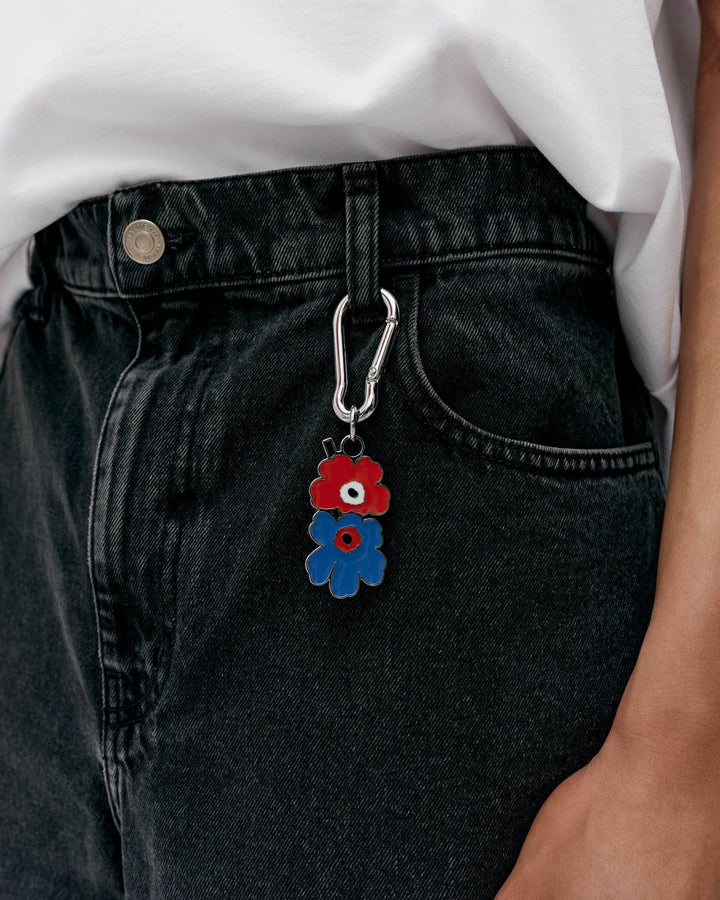 puhallus unikko II key chain - red and blue