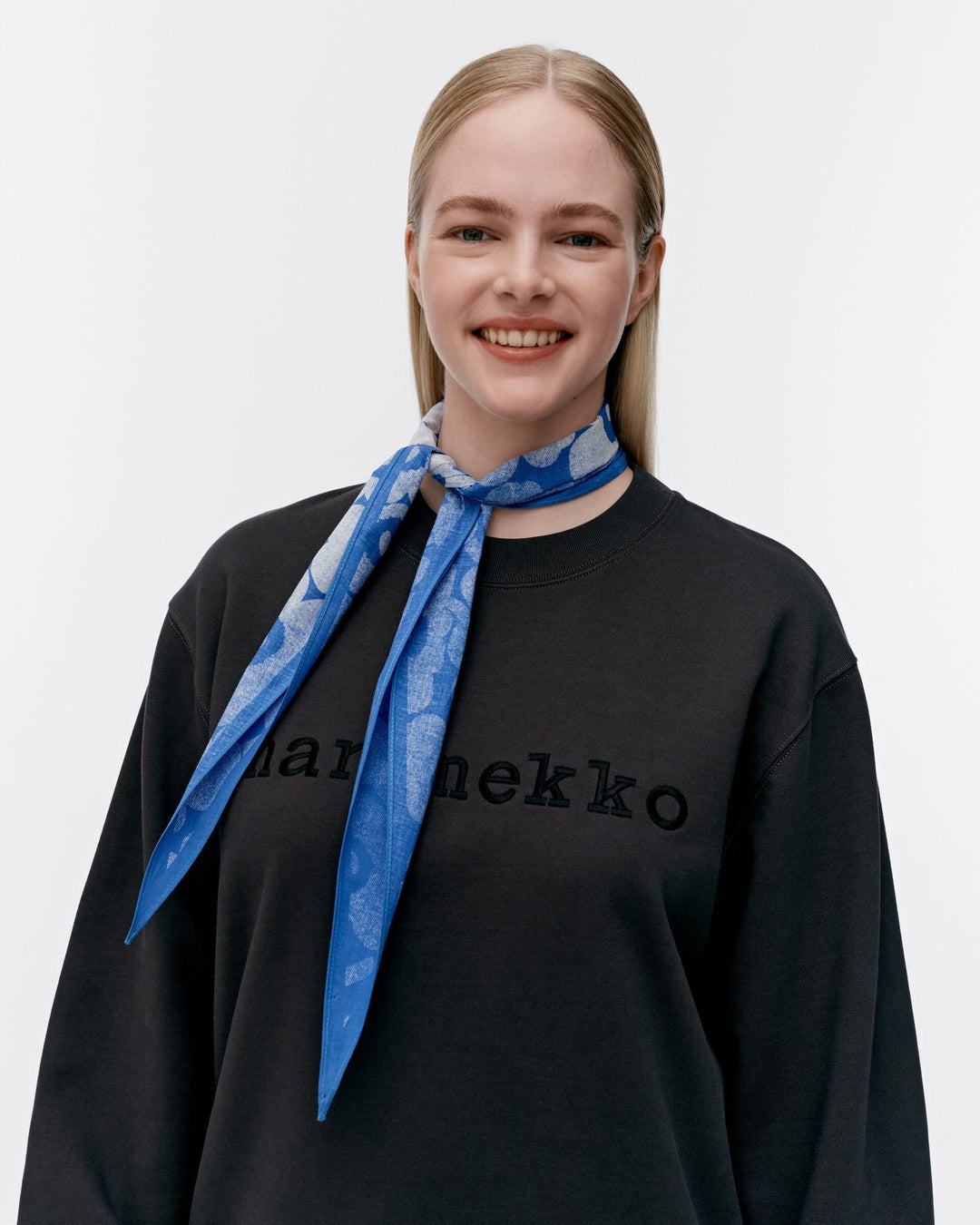 aiempi unikko scarf