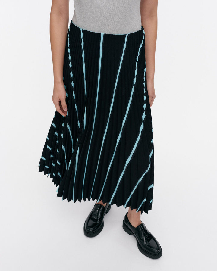 myy puhveli skirt - black