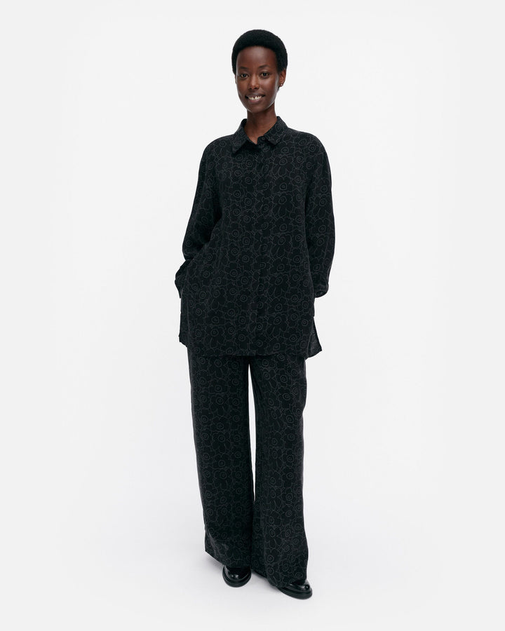 runsas piirto unikko shirt - black