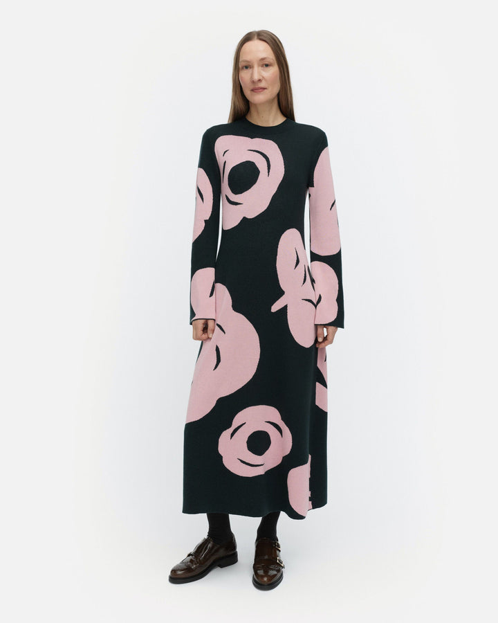 leikkuu tumma knitted dress