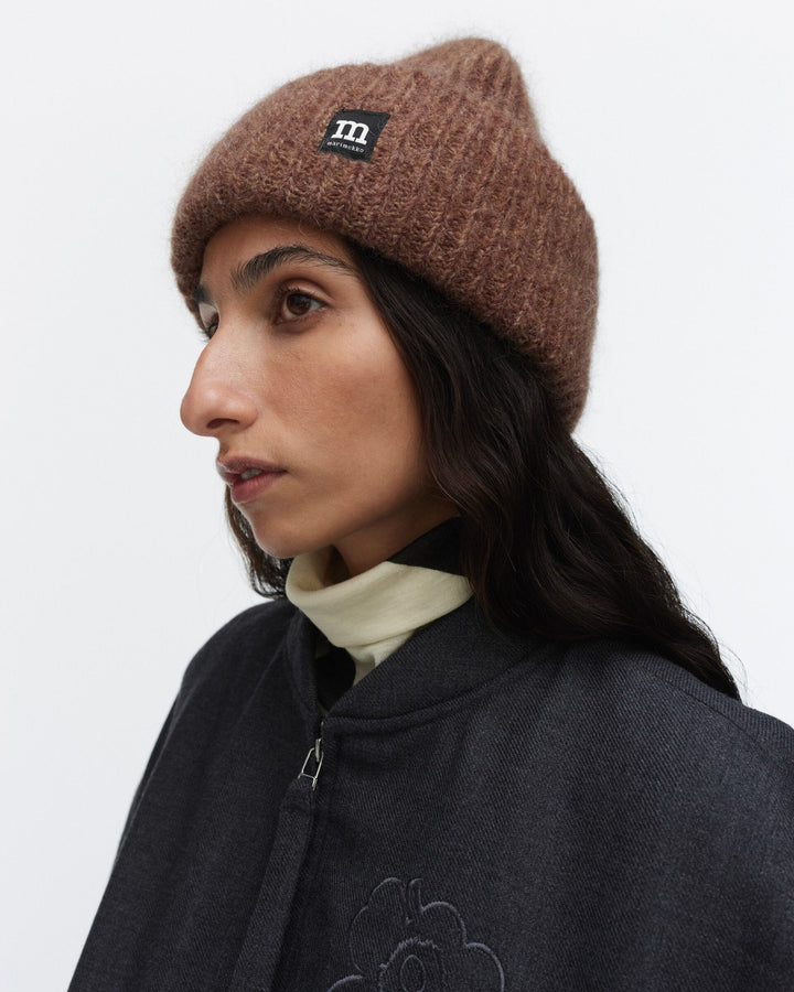 kioski reivi solid knitted toque - brown