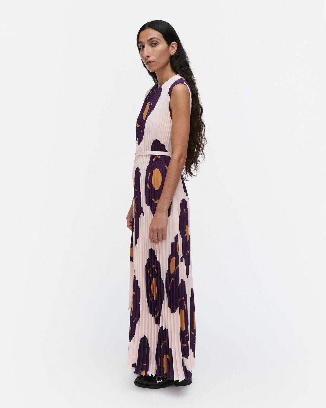 juhlia tumma dress