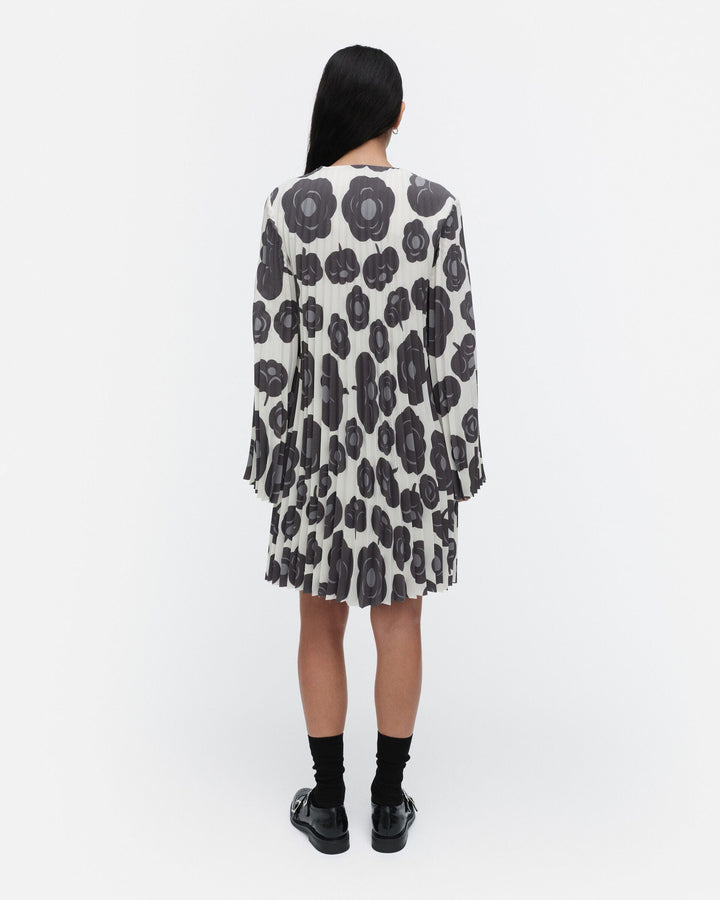 frosti tumma dress